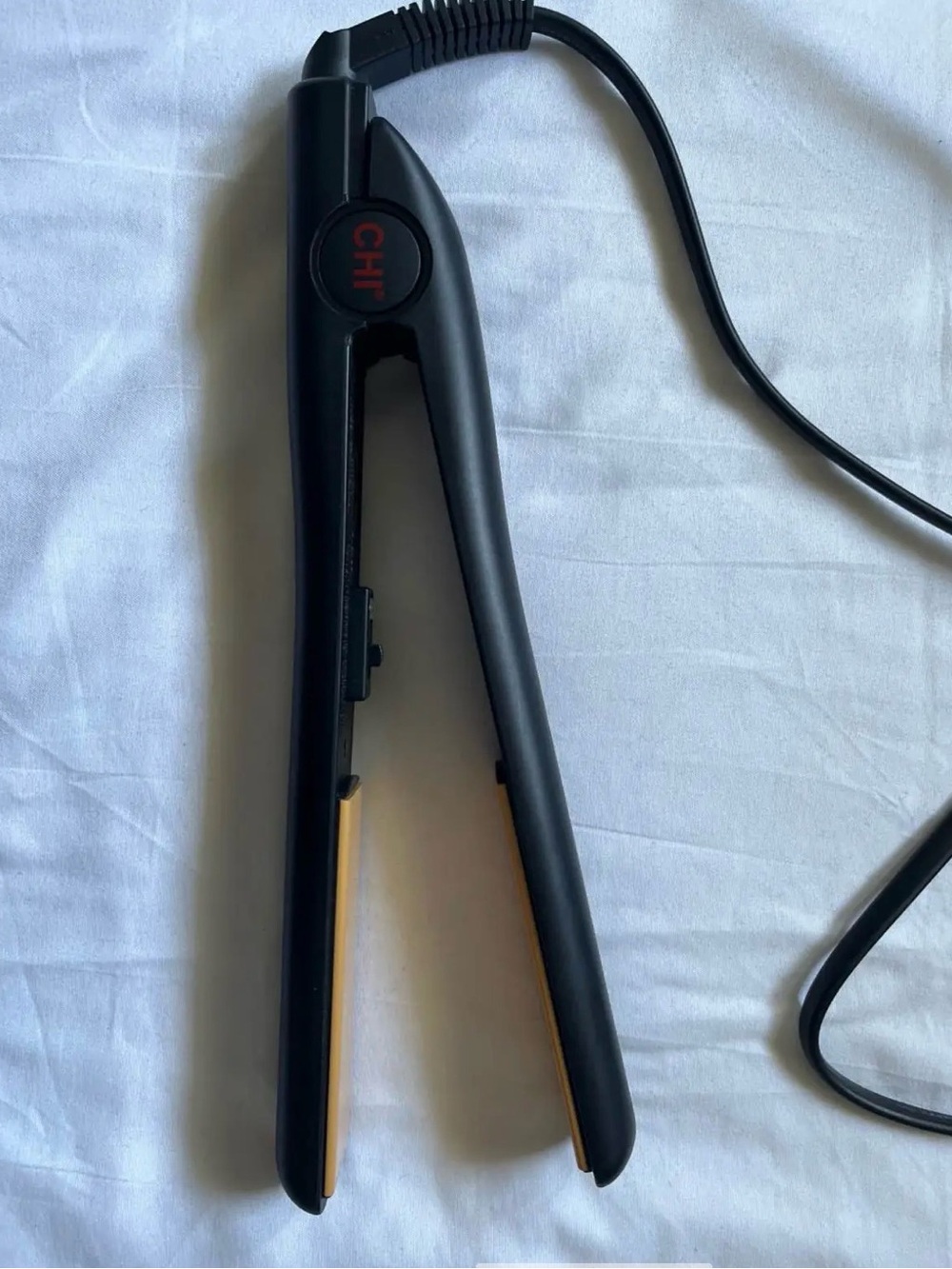 CHI GLOBAL BEAUTY Professional 1” Flat Iron - Black with Gold Plates